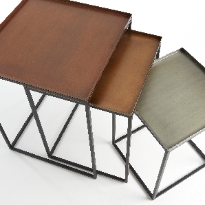 Set de 3 mesas sino cuadradas. Colección Vertig