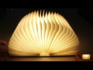 Libro luminoso LED. Tapa de madera